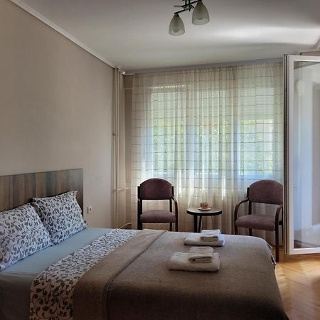 Duka Apartment Ni Екстериор снимка